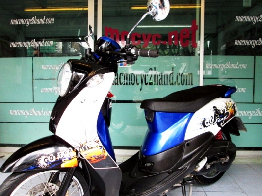 Fino สีดำนํ้าเงินขาว ลายฟร์ชั่น รถเดือน สิงหาคม ปี 53 รถดีราคาเร้าใจ แถม 2 รายการ 17900