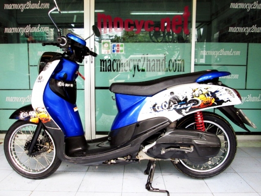 Fino สีดำนํ้าเงินขาว ลายฟร์ชั่น รถเดือน สิงหาคม ปี 53 รถดีราคาเร้าใจ แถม 2 รายการ 17900