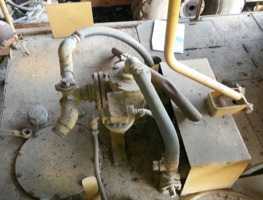 ขายด่วนรถบดล้อยาง9ล้อ SAKAI TS150 สภาพพร้อมใช้งาน เล่มทะเบียน