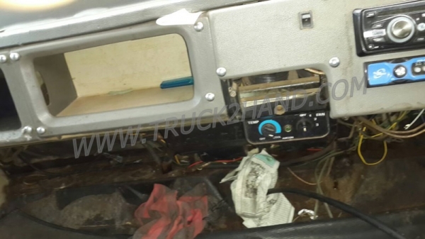 Mitsubishi Canter 115 แรงม้า เข็มไมล์ 159,619  ยาว 3.70เมตร สูง 79เซ็นติเมตร  กว้าง 2.08เมตร