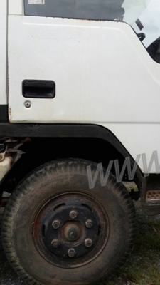 Mitsubishi Canter 115 แรงม้า เข็มไมล์ 159,619  ยาว 3.70เมตร สูง 79เซ็นติเมตร  กว้าง 2.08เมตร