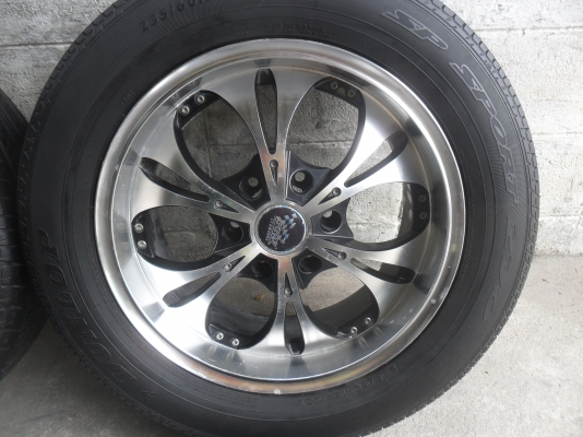 ล้อแม็ก 18นิ้ว 6รู พร้อมยาง สวยๆ 4 ล้อ ราคา 7500 บาท