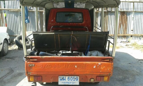 ถูกสุดๆในโลก..กะป๊อไดฮัทสุ s65 ใช้งานเยี่ยม ทะเบียนแท้ ภาษี 58 ด่วนๆๆ