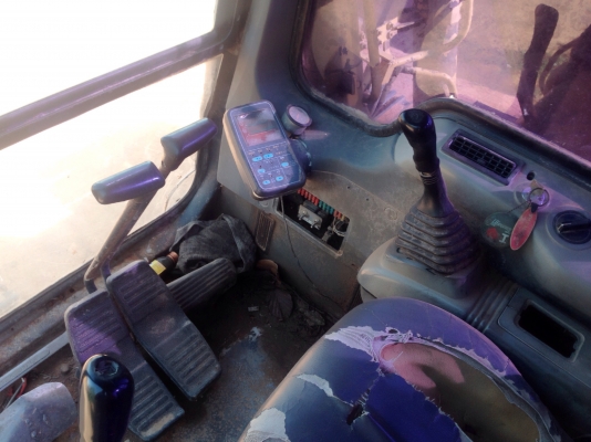 KOMATSU PC 120-6 Serial 46227 เอกสารใบอินวอยครบพร้อม เครื่องยนต์โคมัตซุแน่นดีแรงดีไม่มีเยิ้ม ปั๊มเดิมๆไม่มีโหลดครับ ภายในสะอาดคอนโทรลง่ายคล่องตัว ไฟฟ้าตัดมอเตอร์คันเร่ง หน้าจอครบพร้อม ช่วงล่างเอวแน่นดี โซ่บูทใบแทรกหนาดีประมาณ 70\% พร้อมใช้งานได้เลย ราคาต่อ KOMATSU PC 120-6 Serial 46227 เอกสารใบอินวอยครบพร้อม เครื่องยนต์โคมัตซุแน่นดีแรงดีไม่มีเยิ้ม ปั๊มเดิมๆไม่มีโหลดครับ ภายในสะอาดคอนโทรลง่ายคล่องตัว ไฟฟ้าตัดมอเตอร์คันเร่ง หน้าจอครบพร้อม ช่วงล่างเอวแน่นดี โซ่บูทใบแทรกหนาดีประมาณ 70\% พร้อมใช้งานได้เลย ราคาต่อ