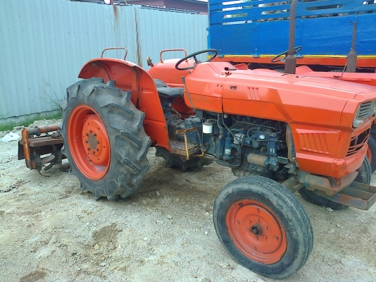ขาย ยก 2 คันKUBOTA L3001 สอบถามได้ ขาย ยก 2 คันKUBOTA L3001 สอบถามได้