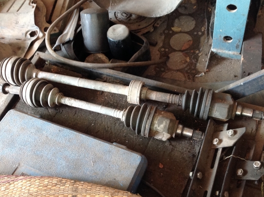 ขายอะไหล่ วีออส 03-05 หลายชิ้นถูกๆ