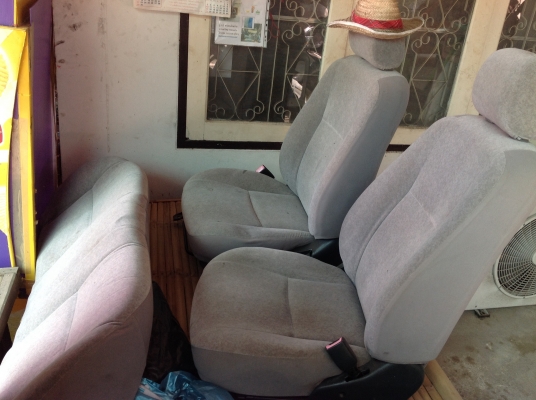 ขายอะไหล่ วีออส 03-05 หลายชิ้นถูกๆ