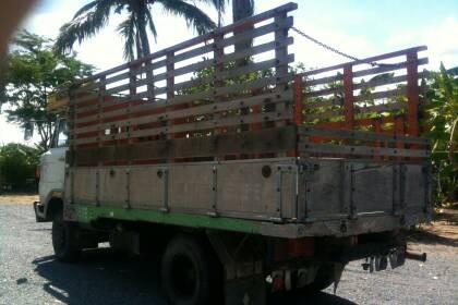 รถบรรทุกลดอีกคับ180,000คับ รถบรรทุกลดอีกคับ180,000คับ