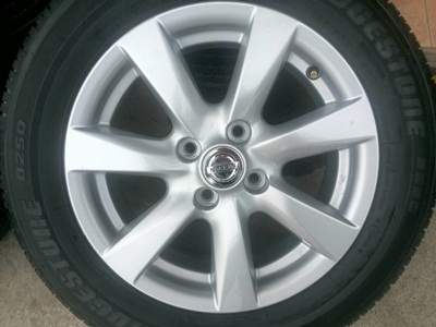 ขายล้อแม็กNISSAN ALMERA VL(รุ่นTOP) พร้อมยาง 4 ล้อ ขายล้อแม็กNISSAN ALMERA VL(รุ่นTOP) พร้อมยาง 4 ล้อ