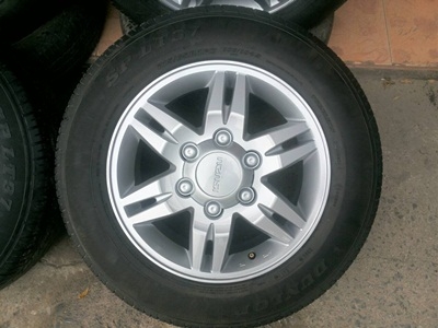 ขายล้อแม็กISUZU Hi-Lander 16ยางปี 13  4 ล้อ