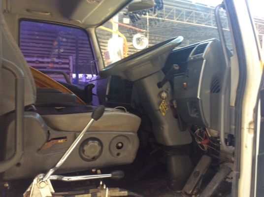 Mitsubishi Euro 3 รุ่น Fuso FN 270 แรงม้า ปี 54 สองเพลา ดั้ม ราคา 1,750,000 บาท