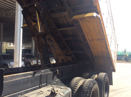 Mitsubishi Euro 3 รุ่น Fuso FN 270 แรงม้า ปี 54 สองเพลา ดั้ม ราคา 1,750,000 บาท