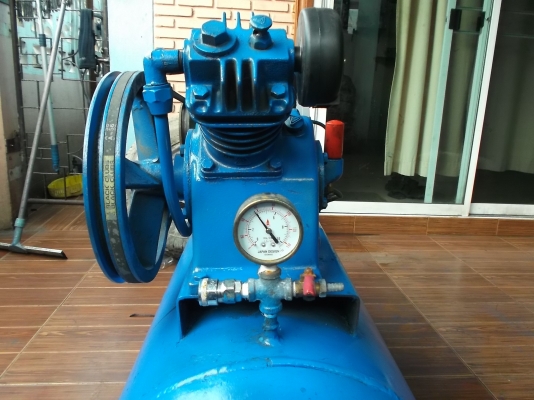 ปั้มลม 120L 8000 ใช้งานได้ปกติ มอเตอร์มิตซุ 1 แรง ปั้มลม 120L 8000 ใช้งานได้ปกติ มอเตอร์มิตซุ 1 แรง