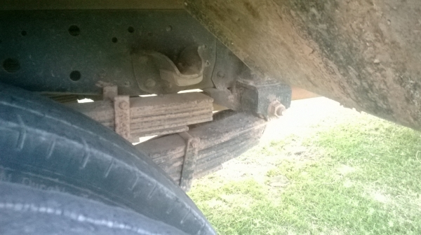 หกล้อ อิซูซุNPR ปี49 130 แรง