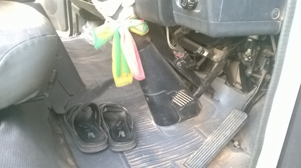 หกล้อ อิซูซุNPR ปี49 130 แรง