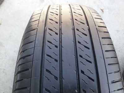 ขายยาง215/65/16 ปี 2713 DUNLOP SP LT37 4 เส้น