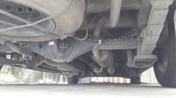 รถตู้  TOYOTA   COMUTER  ปี   2013    109  แรงม้า รุ่น KDH222R