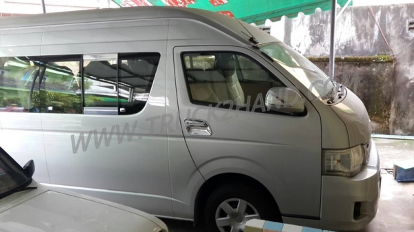 รถตู้  TOYOTA   COMUTER  ปี   2013    109  แรงม้า รุ่น KDH222R