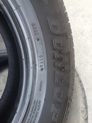 ขายยาง215/65/16 ปี 0114 DUNLOP SP LT37 4 เส้น