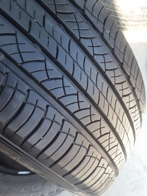 ขายยาง215/65/16 ปี 4413 MICHELIN LATITUDE 4 เส้น ขายยาง215/65/16 ปี 4413 MICHELIN LATITUDE 4 เส้น