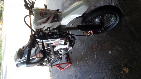 ขาย D-tracker 125 รถวิ่งน้อย คุ้มๆครับลดเหลือ 50000