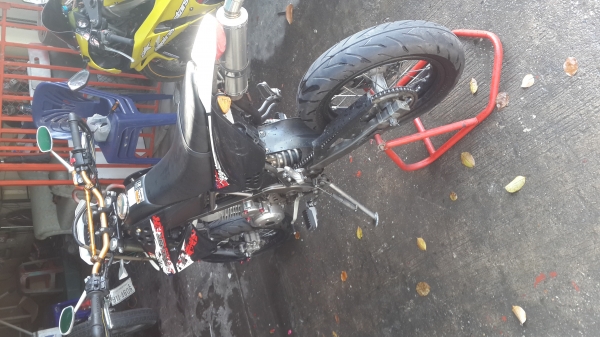 ขาย D-tracker 125 รถวิ่งน้อย คุ้มๆครับลดเหลือ 50000