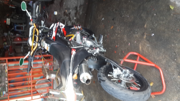 ขาย D-tracker 125 รถวิ่งน้อย คุ้มๆครับลดเหลือ 50000