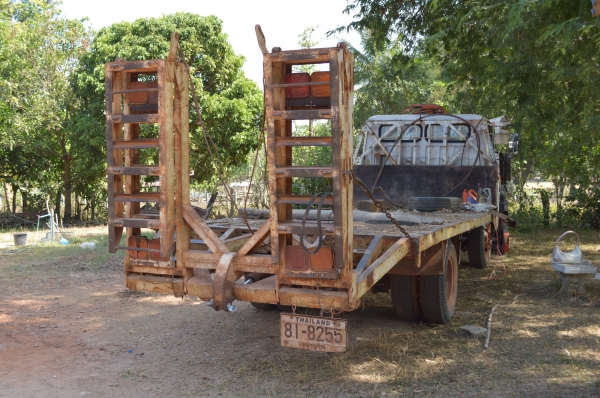 ขายรถเกี่ยว dc 70 g พร้อมเทเลอร์ 800,000 บาท ขายรถเกี่ยว dc 70 g พร้อมเทเลอร์ 800,000 บาท