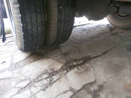 รถฮีโน่ 6 ล้อ ( ไม่ดั้ม )  150 แรงม้า. ปี 56  สนใจติดต่อ 081 - 6079515