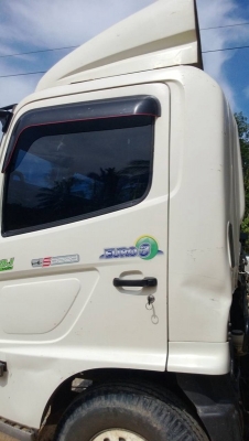 รถฮีโน่  6  ล้อดั้ม  175 แรงม้า.  ปี 54  ( รถวิ่ง 1xx,xxx กม. )   สนใจติดต่อ 081 - 6079515