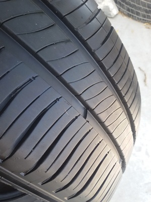 ขายยาง185/60/15 ปี 3813 MICHERLIN ENERGY XM2 4 เส้น