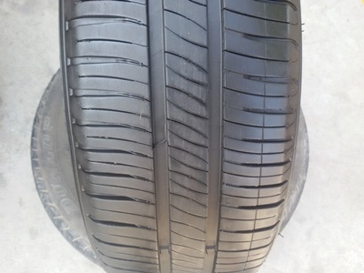 ขายยาง185/60/15 ปี 3813 MICHERLIN ENERGY XM2 4 เส้น