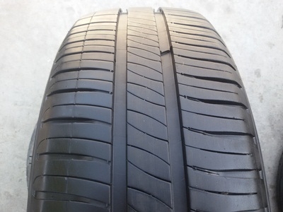 ขายยาง185/60/15 ปี 3813 MICHERLIN ENERGY XM2 4 เส้น