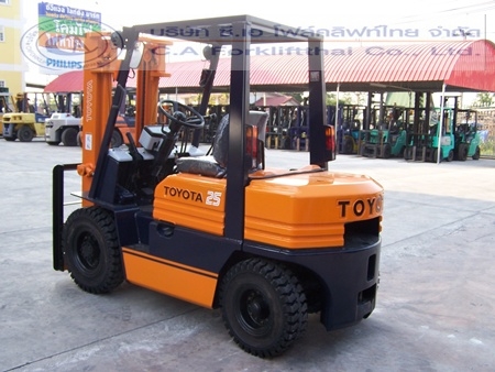 ขายรถ โฟล์คลิฟท์ TOYOTA รุ่น 5-FG25