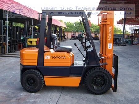 ขายรถ โฟล์คลิฟท์ TOYOTA รุ่น 5-FG25