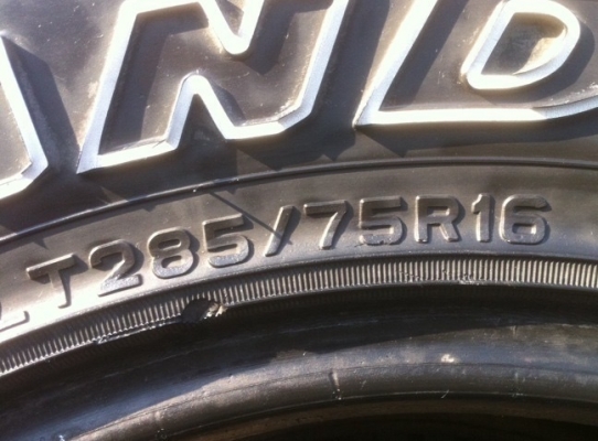 ขายยาง dunlop 285/75/16 พร้อมใช้งาน