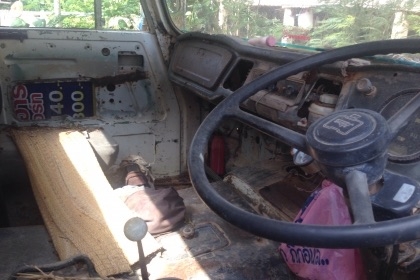 HINO KM 310 - 100 HP DM100 หกล้อดั๊มพ์ กระบะดั๊มพ์เหล็ก 4 ตันสภาพสวย ช่วงล่างใหญ่ติด F หน้าหลัง เครื่องแรงดีกำลังดีสุดๆครับ ภายในเก๋งคอนโซลครบพร้อม ช่วงล่างคัชซีสวยไม่มีแตกไม่มีบวมเลยครับ ยาง 8.25 ขอบ 16 เอกสารทะเบียนครบแต่ภาษีขาด ราคาต่อรองได้ครับ HINO KM 310 - 100 HP DM100 หกล้อดั๊มพ์ กระบะดั๊มพ์เหล็ก 4 ตันสภาพสวย ช่วงล่างใหญ่ติด F หน้าหลัง เครื่องแรงดีกำลังดีสุดๆครับ ภายในเก๋งคอนโซลครบพร้อม ช่วงล่างคัชซีสวยไม่มีแตกไม่มีบวมเลยครับ ยาง 8.25 ขอบ 16 เอกสารทะเบียนครบแต่ภาษีขาด ราคาต่อรองได้ครับ