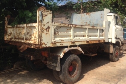 HINO KM 310 - 100 HP DM100 หกล้อดั๊มพ์ กระบะดั๊มพ์เหล็ก 4 ตันสภาพสวย ช่วงล่างใหญ่ติด F หน้าหลัง เครื่องแรงดีกำลังดีสุดๆครับ ภายในเก๋งคอนโซลครบพร้อม ช่วงล่างคัชซีสวยไม่มีแตกไม่มีบวมเลยครับ ยาง 8.25 ขอบ 16 เอกสารทะเบียนครบแต่ภาษีขาด ราคาต่อรองได้ครับ HINO KM 310 - 100 HP DM100 หกล้อดั๊มพ์ กระบะดั๊มพ์เหล็ก 4 ตันสภาพสวย ช่วงล่างใหญ่ติด F หน้าหลัง เครื่องแรงดีกำลังดีสุดๆครับ ภายในเก๋งคอนโซลครบพร้อม ช่วงล่างคัชซีสวยไม่มีแตกไม่มีบวมเลยครับ ยาง 8.25 ขอบ 16 เอกสารทะเบียนครบแต่ภาษีขาด ราคาต่อรองได้ครับ