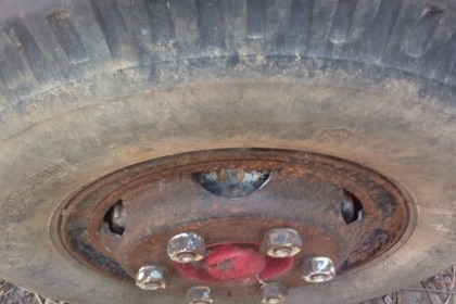 HINO KM 310 - 100 HP DM100 หกล้อดั๊มพ์ กระบะดั๊มพ์เหล็ก 4 ตันสภาพสวย ช่วงล่างใหญ่ติด F หน้าหลัง เครื่องแรงดีกำลังดีสุดๆครับ ภายในเก๋งคอนโซลครบพร้อม ช่วงล่างคัชซีสวยไม่มีแตกไม่มีบวมเลยครับ ยาง 8.25 ขอบ 16 เอกสารทะเบียนครบแต่ภาษีขาด ราคาต่อรองได้ครับ HINO KM 310 - 100 HP DM100 หกล้อดั๊มพ์ กระบะดั๊มพ์เหล็ก 4 ตันสภาพสวย ช่วงล่างใหญ่ติด F หน้าหลัง เครื่องแรงดีกำลังดีสุดๆครับ ภายในเก๋งคอนโซลครบพร้อม ช่วงล่างคัชซีสวยไม่มีแตกไม่มีบวมเลยครับ ยาง 8.25 ขอบ 16 เอกสารทะเบียนครบแต่ภาษีขาด ราคาต่อรองได้ครับ