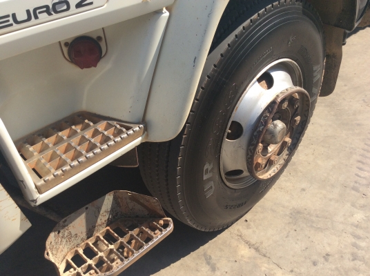 Isuzu DECA 270 Euro 2 ปี 2549 สิบล้อ สองเพลา ดั้ม ราคา 1,650000