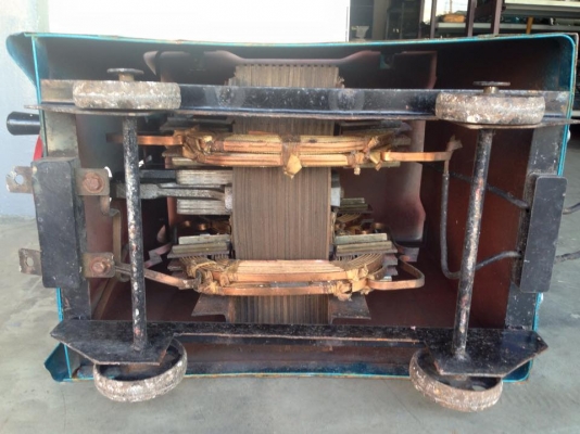 ขายตู้เชื่อมไฟฟ้า อาจิว 300A ขายตู้เชื่อมไฟฟ้า อาจิว 300A