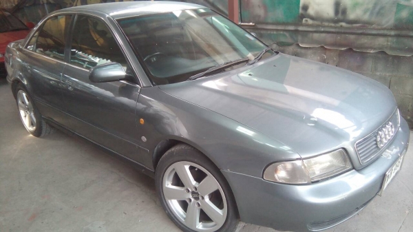 ออดี้ เอ4 วี6 2400 ซีซี เบนซิน + แอลพีจีหัวฉีด