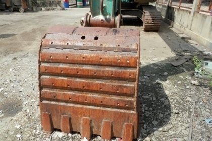 KOBELCO SK200 MACK 5 ธรรมมดา เล่มทะเบียนรถสวยมากหลุดจำนำ