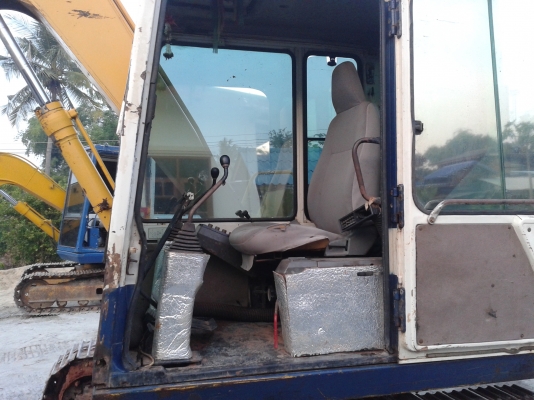 ด่วนๆขายKOMATSUPC60-6 สภาพสวย เดิมๆ พร้อมใช้