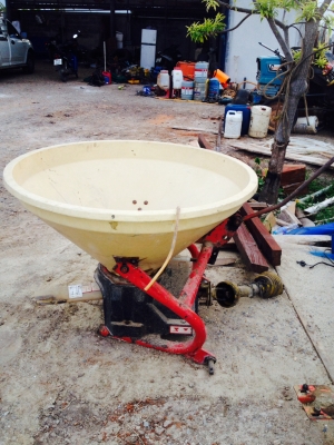 ขายเครื่องหว่านปุ๋ย