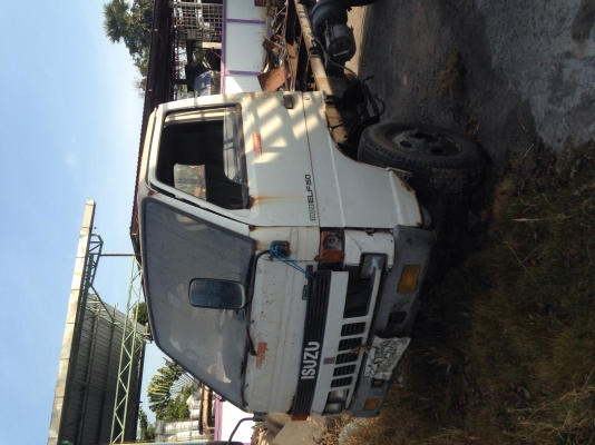 ขาย ELE 100แรง ไม่มีเครื่อง,เกียร์,เพลากลาง แต่มีทะเบียนไม่แพงภาษีขาด3ปี ขาย ELE 100แรง ไม่มีเครื่อง,เกียร์,เพลากลาง แต่มีทะเบียนไม่แพงภาษีขาด3ปี