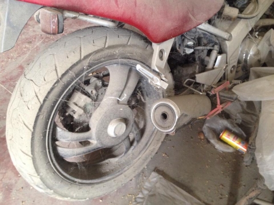 ขายรถมอไซต์ คันใหญ่ๆ บิ๊กไบท์ Honda Bros 400cc เสียงแน่นๆทุ้มๆ เร้าใจ เสียงเพราะมาก จอดนานกินฝุ่น มีสัญญาซื้อขายให้ สภาพสวยเมื่อได้ล้าง ขายเพียง 28,000.-บาท เท่านั้น ขายรถมอไซต์ คันใหญ่ๆ บิ๊กไบท์ Honda Bros 400cc เสียงแน่นๆทุ้มๆ เร้าใจ เสียงเพราะมาก จอดนานกินฝุ่น มีสัญญาซื้อขายให้ สภาพสวยเมื่อได้ล้าง ขายเพียง 28,000.-บาท เท่านั้น