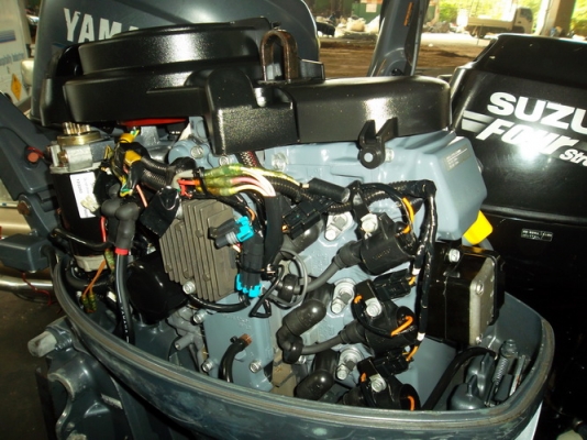 ยามาฮ่า 30แรง สี่จังหวะสวยๆเก่าญี่ปุ่น ยามาฮ่า 30แรง สี่จังหวะสวยๆเก่าญี่ปุ่น