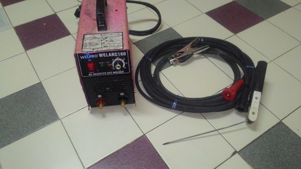 ขายเครื่องเชื่อมระบบอินเวอร์เตอร์ยี่ห้อดัง WELPROขนาดรุ่นARC160เสียบปลั๊กไฟบ้านเชื่อมได้เลยพร้อมใช้งานสายยาวๆ ขายเครื่องเชื่อมระบบอินเวอร์เตอร์ยี่ห้อดัง WELPROขนาดรุ่นARC160เสียบปลั๊กไฟบ้านเชื่อมได้เลยพร้อมใช้งานสายยาวๆ