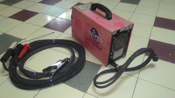 ขายเครื่องเชื่อมระบบอินเวอร์เตอร์ยี่ห้อดัง WELPROขนาดรุ่นARC160เสียบปลั๊กไฟบ้านเชื่อมได้เลยพร้อมใช้งานสายยาวๆ ขายเครื่องเชื่อมระบบอินเวอร์เตอร์ยี่ห้อดัง WELPROขนาดรุ่นARC160เสียบปลั๊กไฟบ้านเชื่อมได้เลยพร้อมใช้งานสายยาวๆ